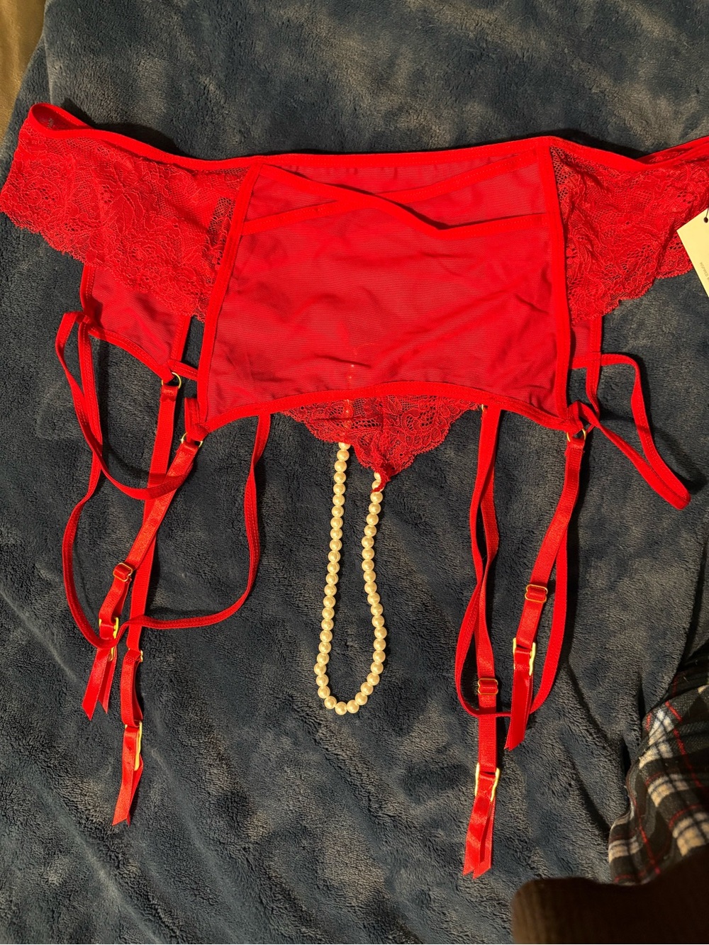 🔥 NWT Red Lace Garter Belt with Pearl Accent - Sexy Time!